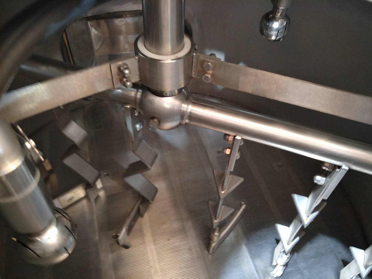 WEMAC Beer brewing machine mash system equipment grain raking device 
